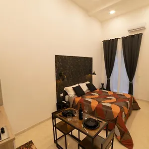 olina-naples.hotels-amalfi.com/