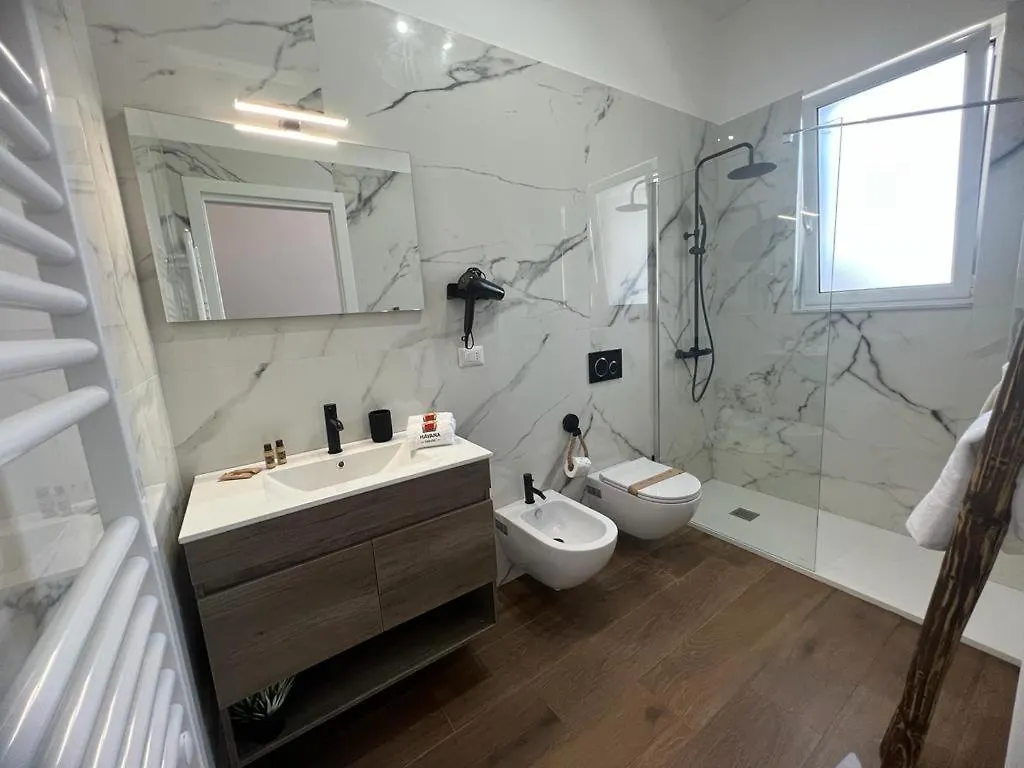 Апартаменты Havana House Бари